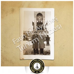 İstanbul gezisinde Taksim Meydanı