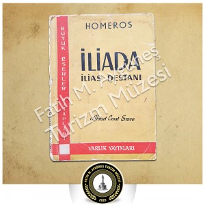 1957 yılı Ahmet Cevdet Emre çevirisi ile Varlık Yayınları tarafından basılan İliada Kitabı